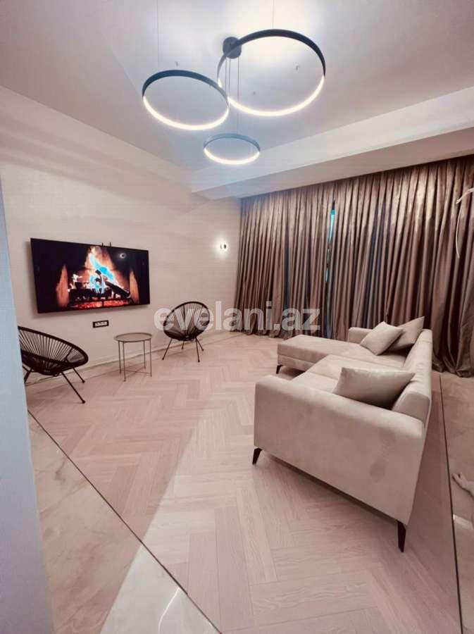 Satılır, yeni tikili, 3 otaqlı, 100 m², Bakı, Yasamal r, Elmlər Akademiyası m.