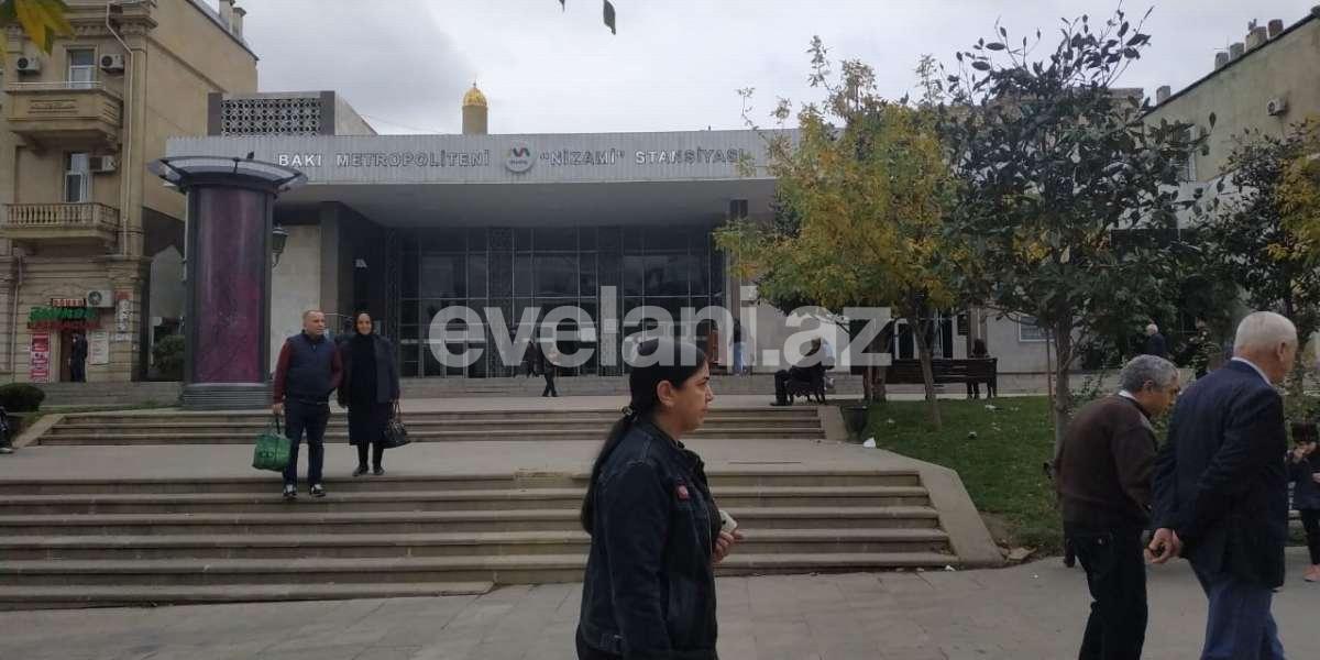 Satılır, köhnə tikili, 2 otaqlı, 80 m², Bakı, Yasamal r.