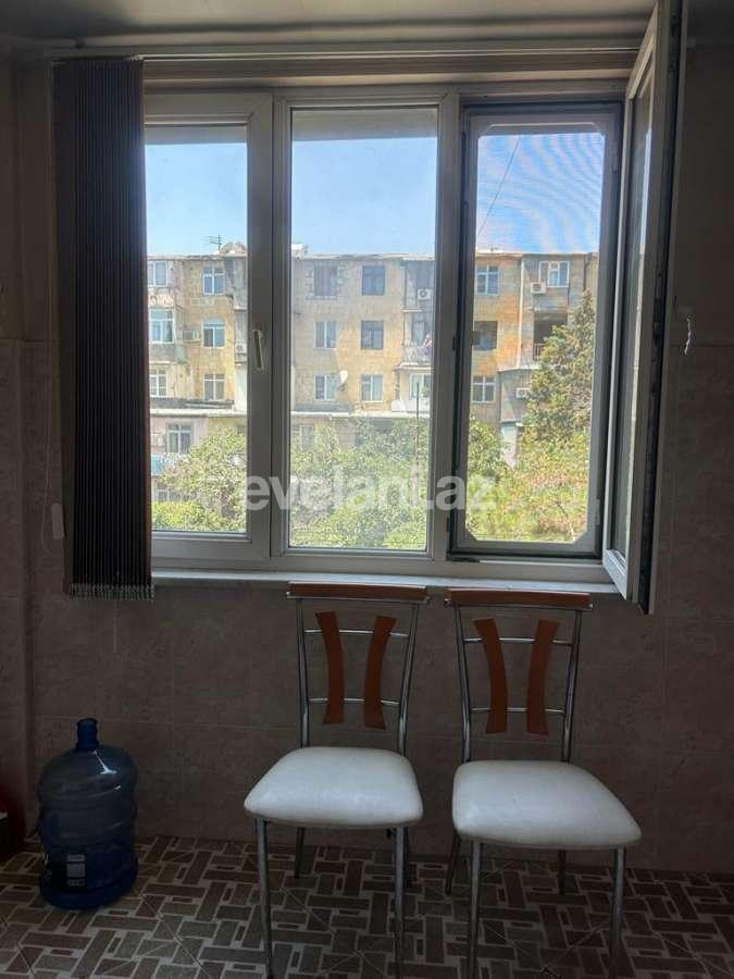 Satılır, köhnə tikili, 3 otaqlı, 72 m², Bakı, Yasamal r.