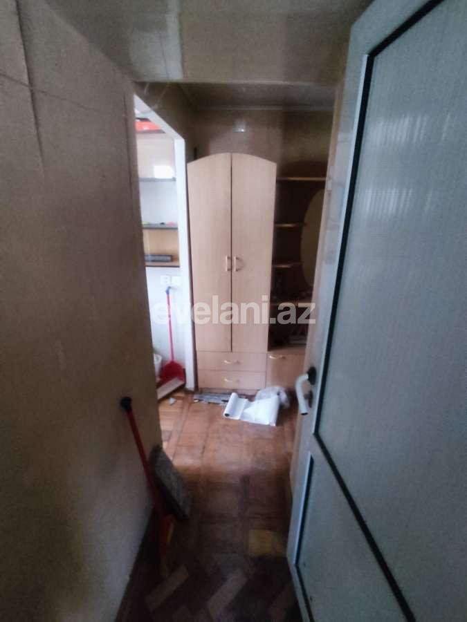 Satılır, köhnə tikili, 1 otaqlı, 33 m², Bakı, Yasamal r, Elmlər Akademiyası m.