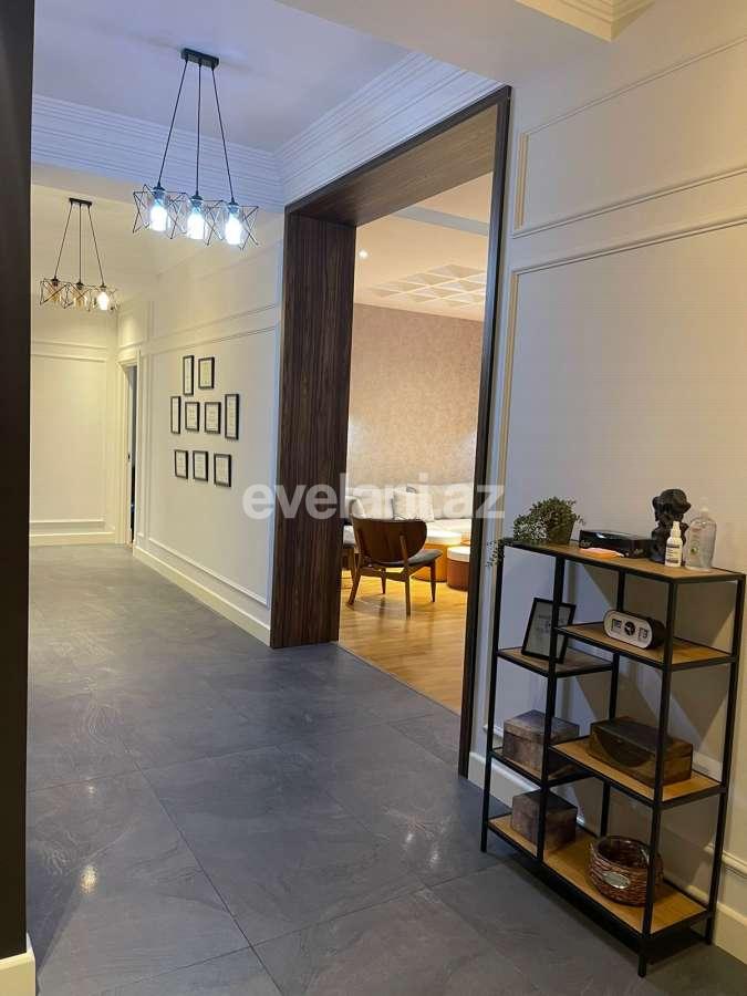 Kirayə verilir, yeni tikili, 3 otaqlı, 140 m², Bakı, Xətai r, Şah İsmayıl Xətai m.