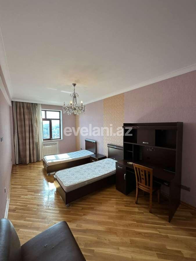 Rent, new building, 5 room, 200 m², Baku, Yasamal r.