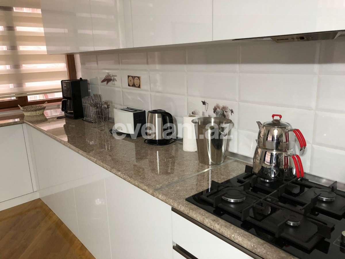 Kirayə verilir, yeni tikili, 3 otaqlı, 130 m², Bakı, Xətai r.