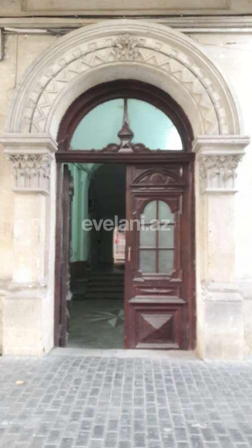 Kirayə verilir, köhnə tikili, 1 otaqlı, 36 m², Bakı, Səbail r, Sahil m.