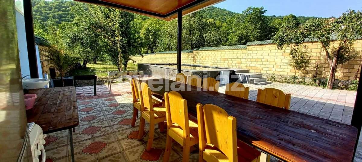 Satılır, həyət evi / bağ, 5 otaqlı, 200 m², Qəbələ