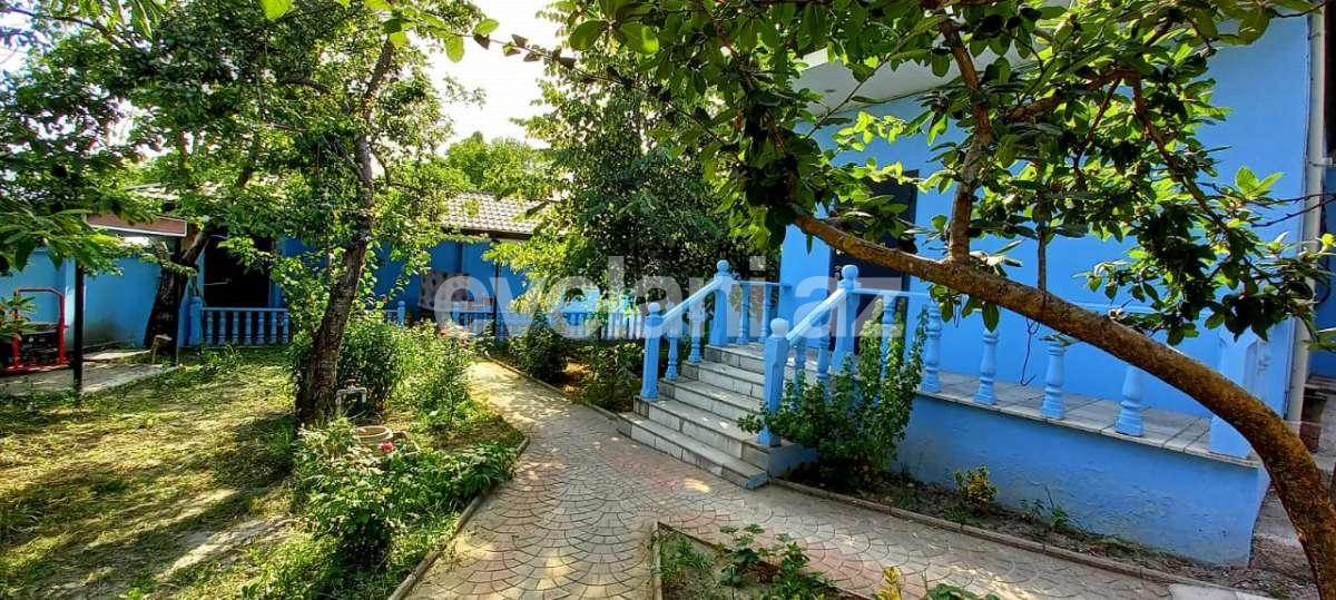 Satılır, həyət evi / bağ, 5 otaqlı, 200 m², Qəbələ