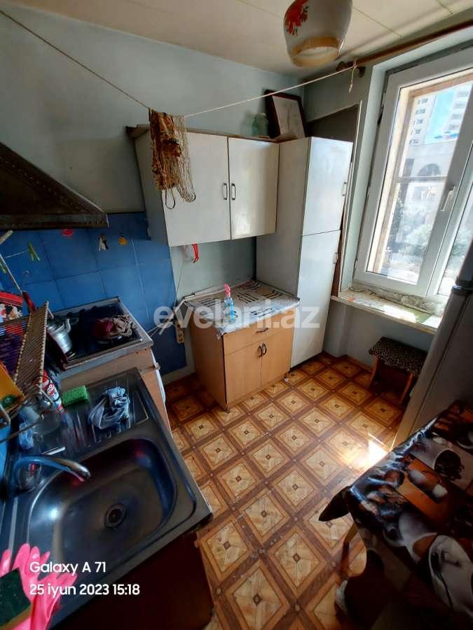 Satılır, köhnə tikili, 2 otaqlı, 50 m², Bakı, Xətai r, Əhmədli q, Həzi Aslanov m.