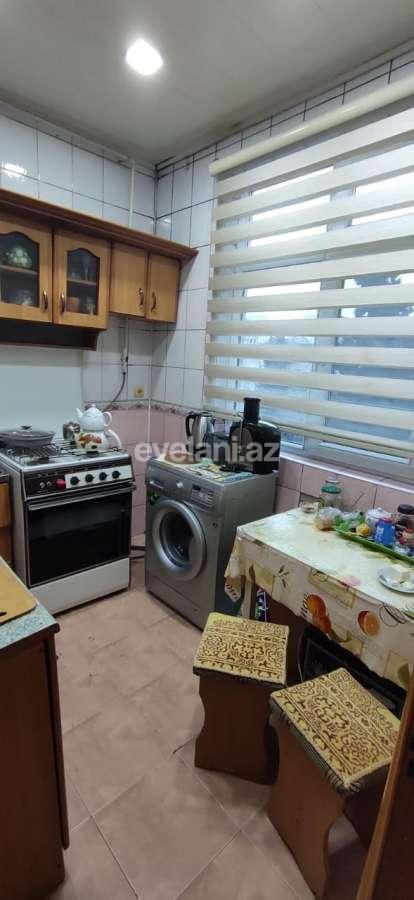 Satılır, köhnə tikili, 3 otaqlı, 60 m², Bakı, Nəsimi r, Memar Əcəmi m.