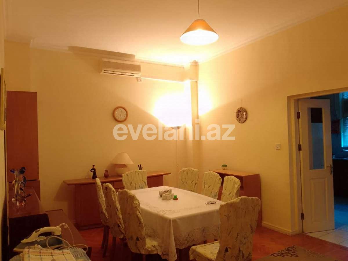 Rent, old building, 4 room, 130 m², Baku, Sabail r, Icheri Sheher m.