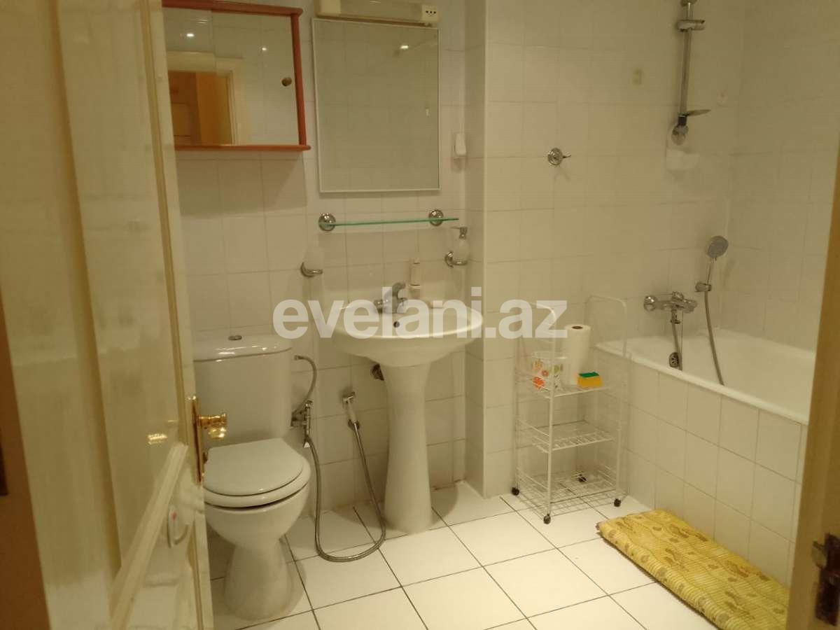 Rent, old building, 4 room, 130 m², Baku, Sabail r, Icheri Sheher m.