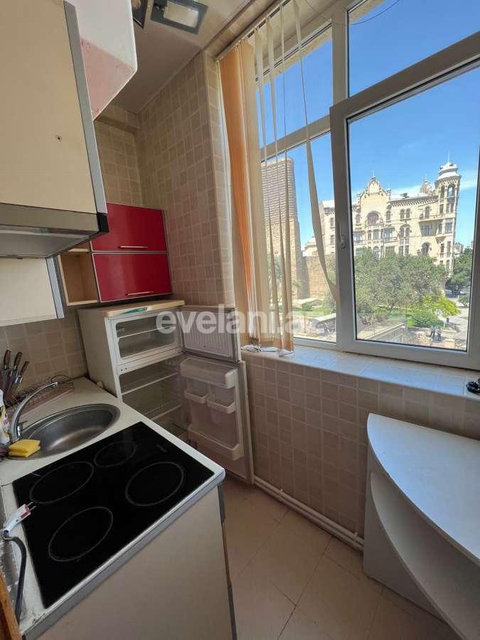 Kirayə verilir, köhnə tikili, 3 otaqlı, 91 m², Bakı, Səbail r, İçəri Şəhər m.