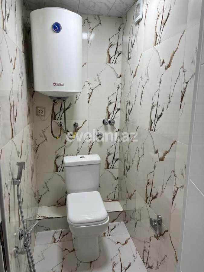 Kirayə verilir, köhnə tikili, 2 otaqlı, 60 m², Bakı, Binəqədi r, 8-ci mikrorayon q, Azadlıq prospekti m.