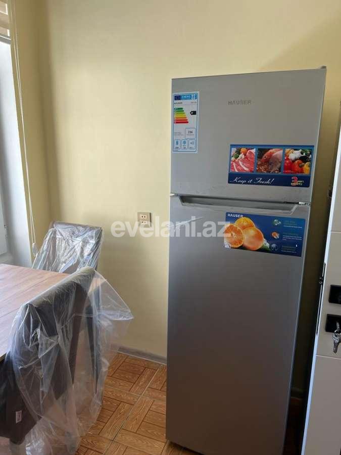 Kirayə verilir, köhnə tikili, 2 otaqlı, 60 m², Bakı, Binəqədi r, 8-ci mikrorayon q, Azadlıq prospekti m.