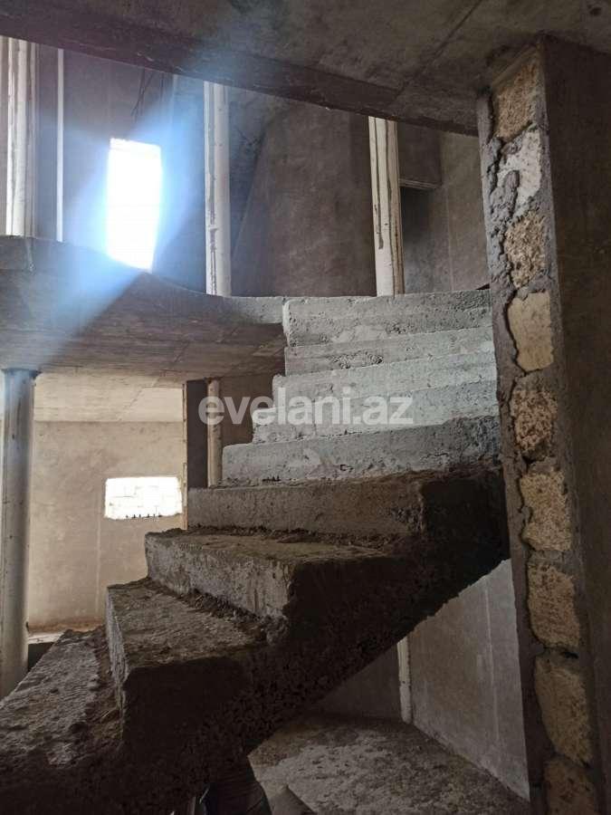 Satılır, həyət evi / bağ, 6 otaqlı, 350 m², Bakı, Səbail r, Badamdar q.