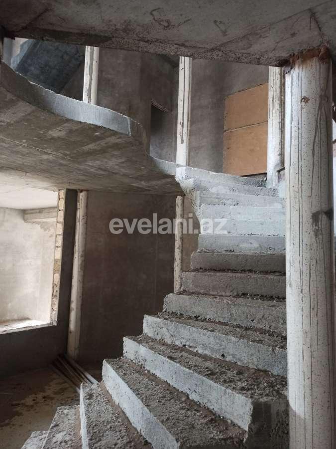 Satılır, həyət evi / bağ, 6 otaqlı, 350 m², Bakı, Səbail r, Badamdar q.
