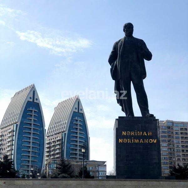 Satılır, köhnə tikili, 3 otaqlı, 110 m², Bakı, Yasamal r, İçəri Şəhər m.