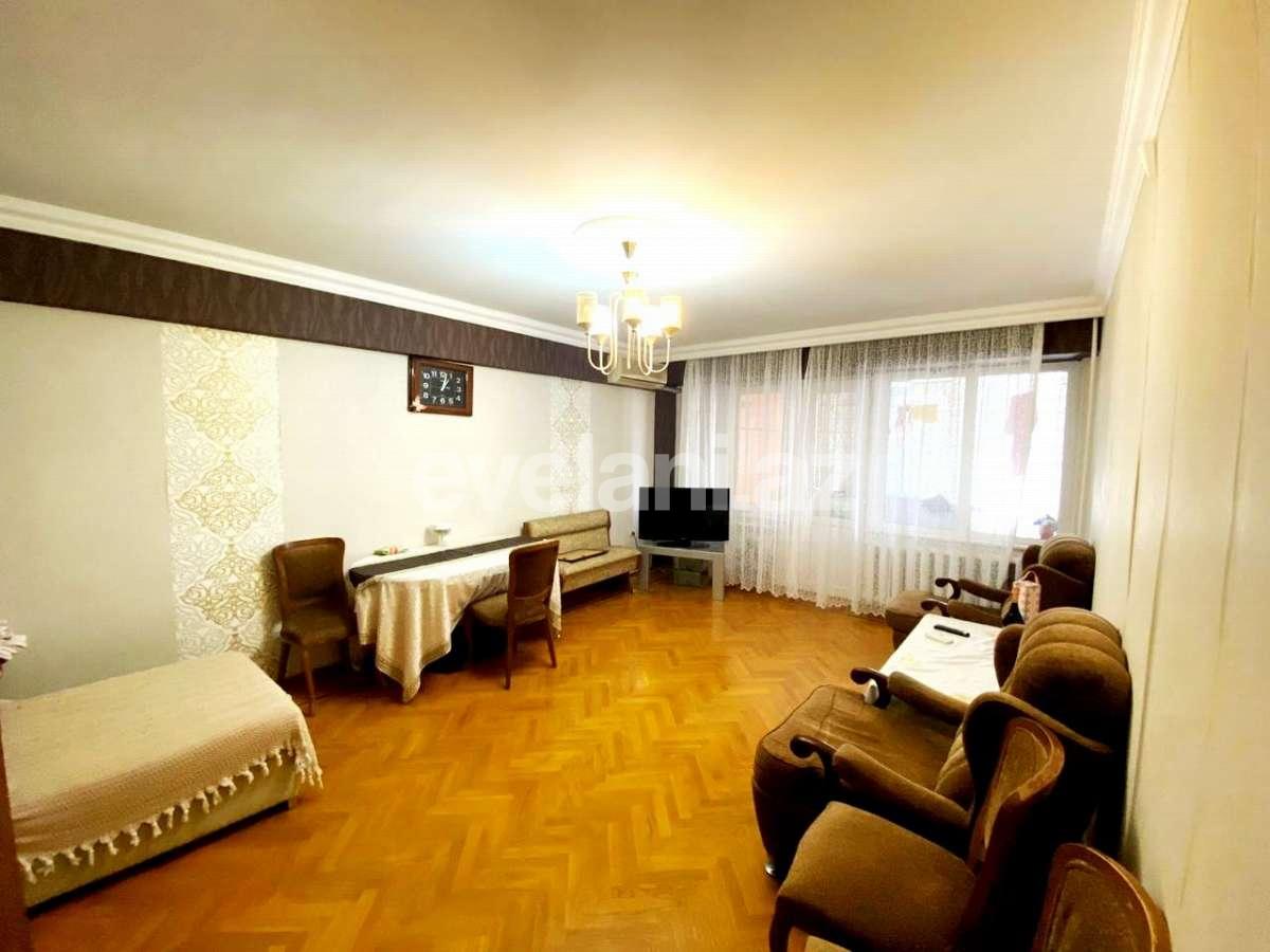 Satılır, köhnə tikili, 3 otaqlı, 110 m², Bakı, Yasamal r, İçəri Şəhər m.