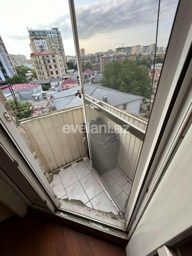 Satılır, köhnə tikili, 3 otaqlı, 59.98 m², Bakı, Nərimanov r, Montin q, Nəriman Nərimanov m.