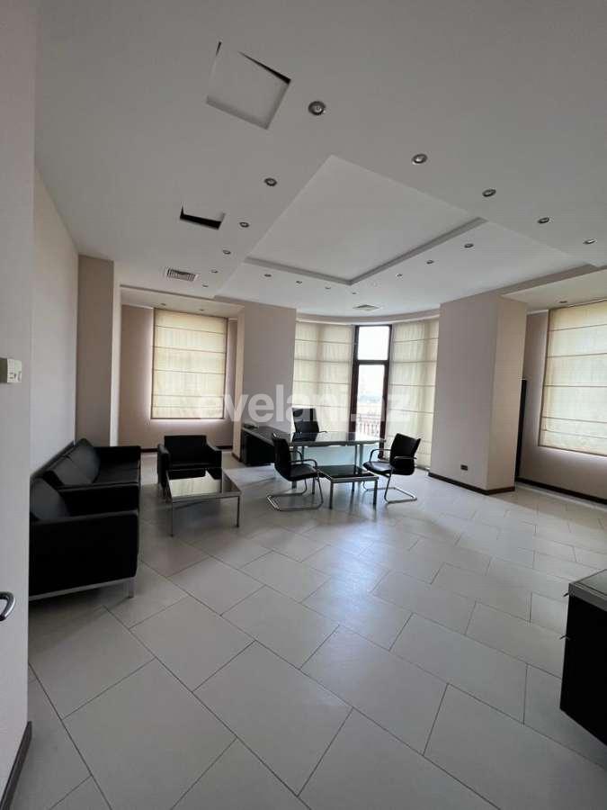 Сдаётся, офис, 6-комнаты, 200 m², Баку, Сабаильский r, Сахил m.