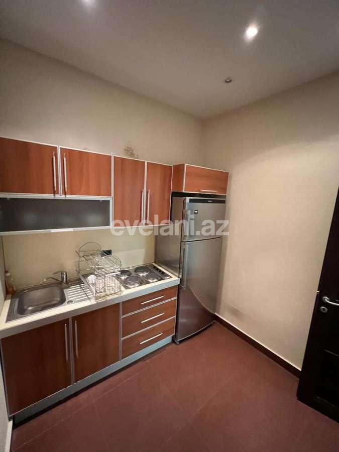 Сдаётся, офис, 4-комнаты, 150 m², Баку, Сабаильский r, Сахил m.