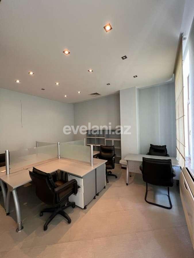 Сдаётся, офис, 4-комнаты, 150 m², Баку, Сабаильский r, Сахил m.