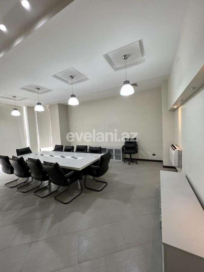 Сдаётся, офис, 4-комнаты, 150 m², Баку, Сабаильский r, Сахил m.