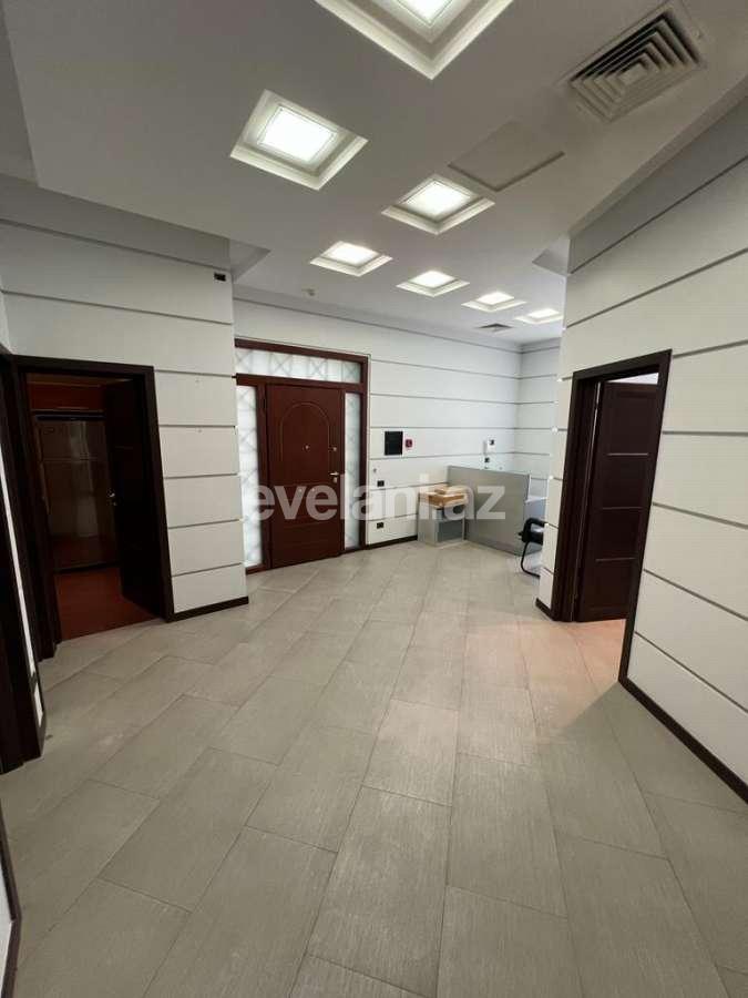 Сдаётся, офис, 4-комнаты, 150 m², Баку, Сабаильский r, Сахил m.