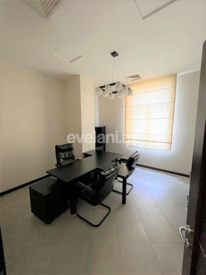 Сдаётся, офис, 4-комнаты, 150 m², Баку, Сабаильский r, Сахил m.