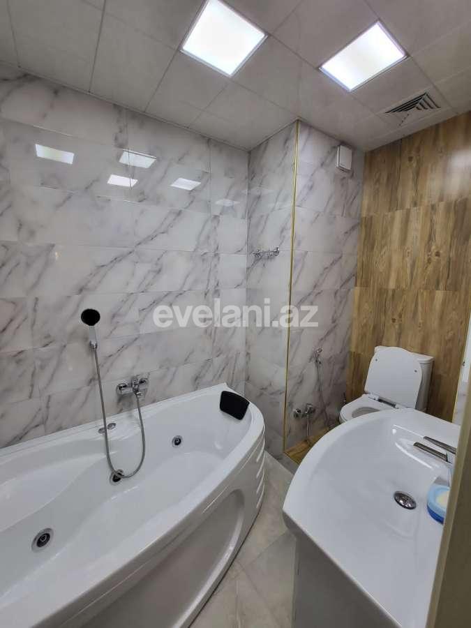 Satılır, yeni tikili, 4 otaqlı, 132 m², Bakı, Nəsimi r, 4-cü mikrorayon q, Nəsimi m.