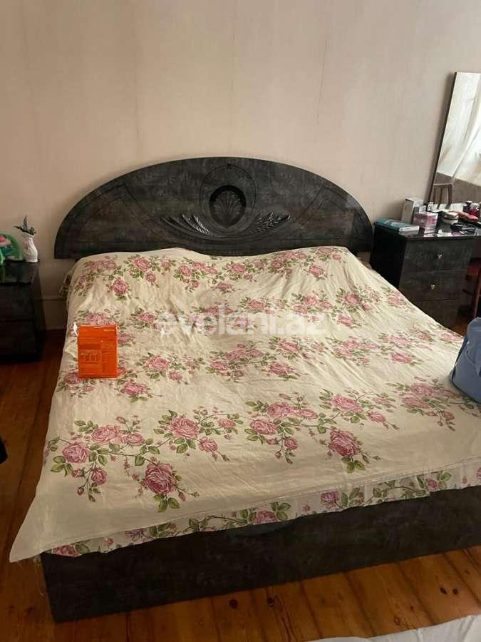 Kirayə verilir, köhnə tikili, 4 otaqlı, 120 m², Bakı, Xətai r.