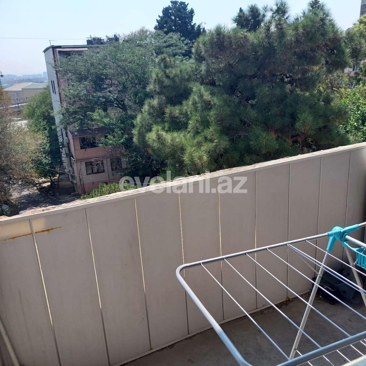 Kirayə verilir, köhnə tikili, 2 otaqlı, 46 m², Bakı, Nəsimi r, 3-cü mikrorayon q, Memar Əcəmi m.