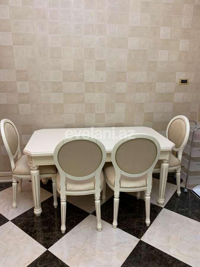 Сдаётся, новостройка, 3-комнаты, 130 m², Баку, Сабаильский r, 28 мая m.