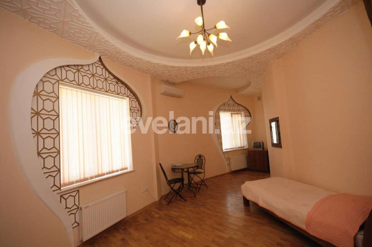 Satılır, villa, 9 otaqlı, 700 m², Bakı, Səbail r, Badamdar q.