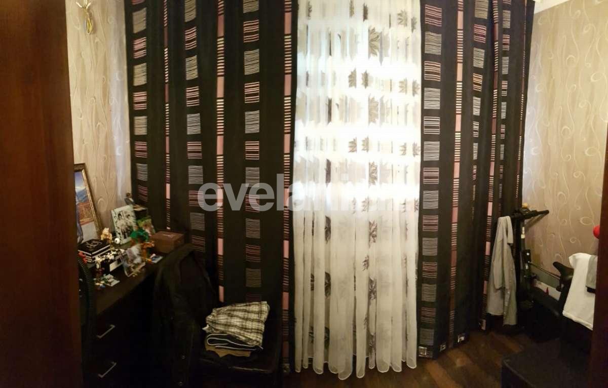 Satılır, köhnə tikili, 3 otaqlı, 78 m², Bakı, Yasamal r.