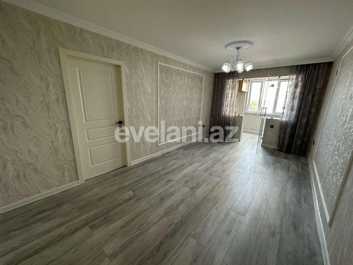 Satılır, köhnə tikili, 3 otaqlı, 60 m², Bakı, Nizami r, Xalqlar Dostluğu m.