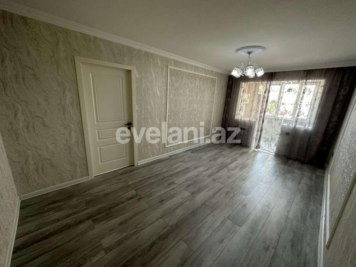 Satılır, köhnə tikili, 3 otaqlı, 60 m², Bakı, Nizami r, Xalqlar Dostluğu m.