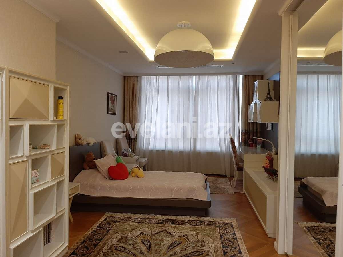 Satılır, yeni tikili, 4 otaqlı, 200 m², Bakı, Yasamal r, Elmlər Akademiyası m.