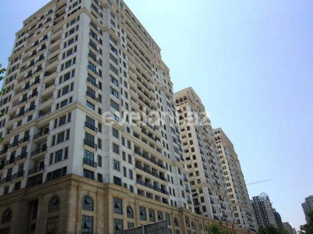 Satılır, yeni tikili, 4 otaqlı, 200 m², Bakı, Yasamal r, Elmlər Akademiyası m.