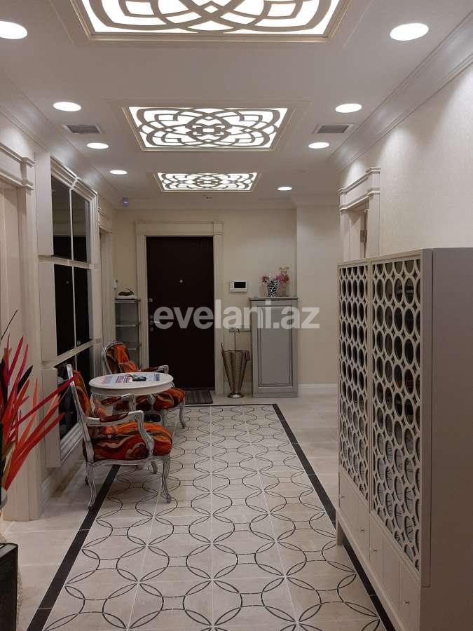 Satılır, yeni tikili, 4 otaqlı, 200 m², Bakı, Yasamal r, Elmlər Akademiyası m.