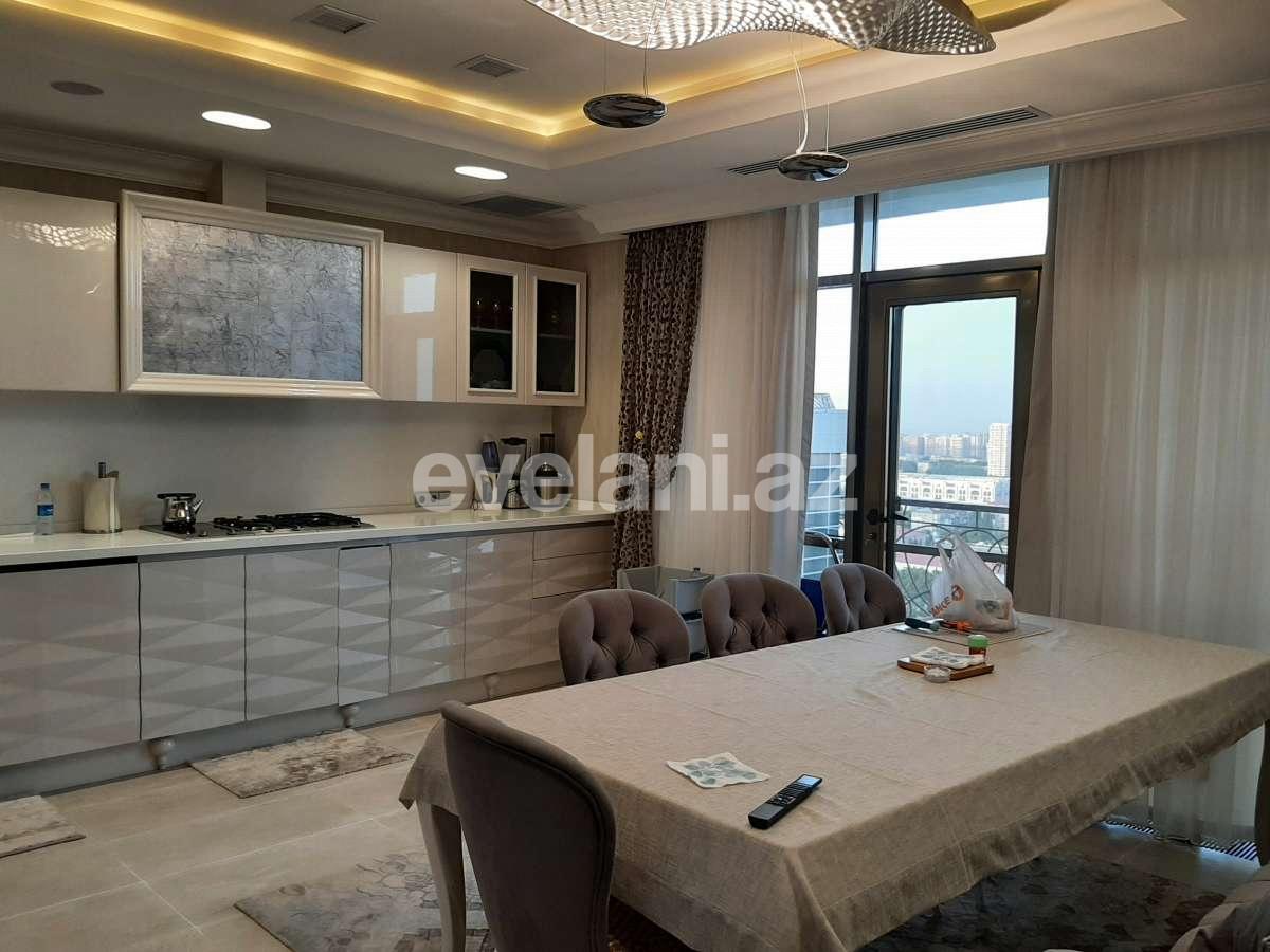 Satılır, yeni tikili, 4 otaqlı, 200 m², Bakı, Yasamal r, Elmlər Akademiyası m.