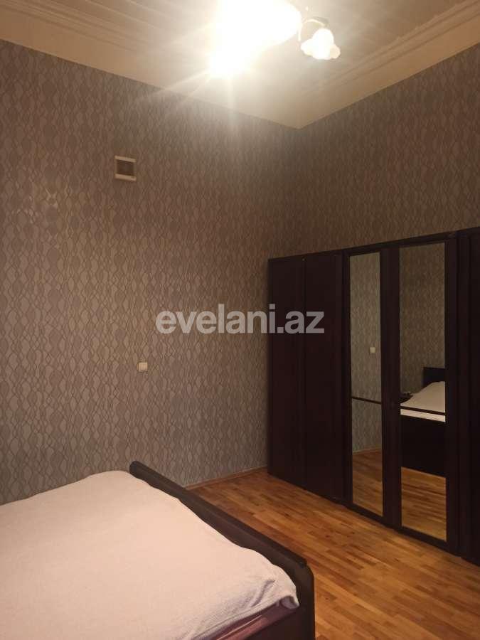 Satılır, köhnə tikili, 2 otaqlı, 68 m², Bakı, Səbail r, Sahil m.