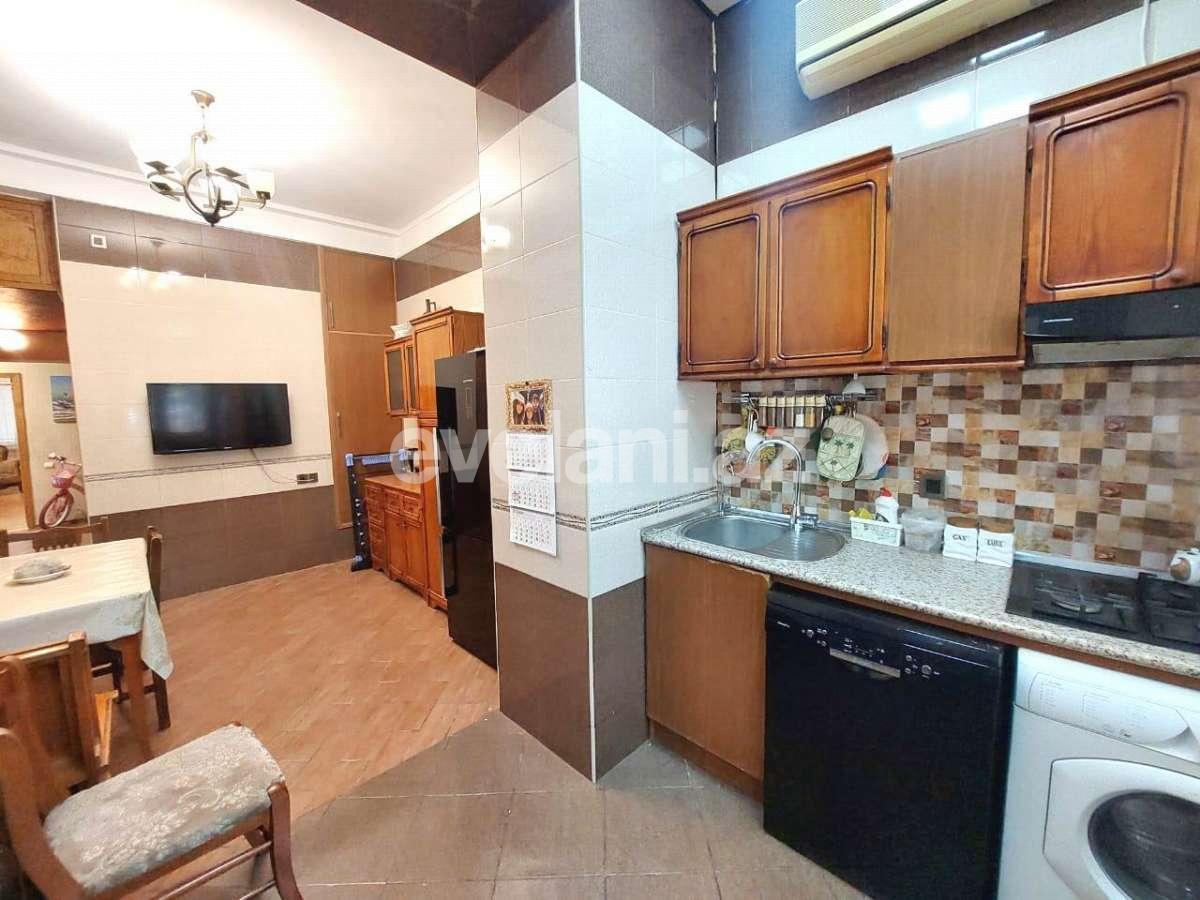 Satılır, köhnə tikili, 3 otaqlı, 86 m², Bakı, Nərimanov r, Nəriman Nərimanov m.