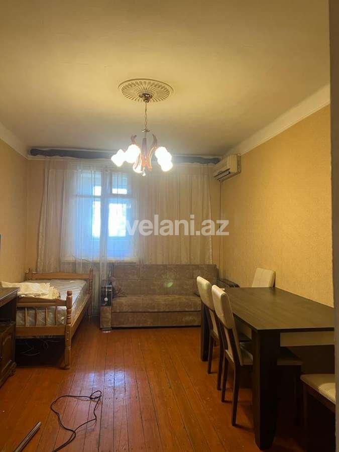 Kirayə verilir, köhnə tikili, 3 otaqlı, 59.99 m², Bakı, Binəqədi r, 8-ci mikrorayon q, Azadlıq prospekti m.