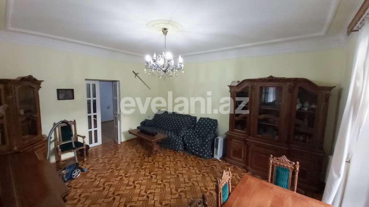 Satılır, köhnə tikili, 4 otaqlı, 113 m², Bakı, Yasamal r, Nizami m.