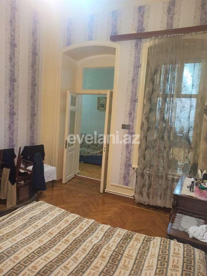 Kirayə verilir, köhnə tikili, 4 otaqlı, 120 m², Bakı, Səbail r, Sahil m.
