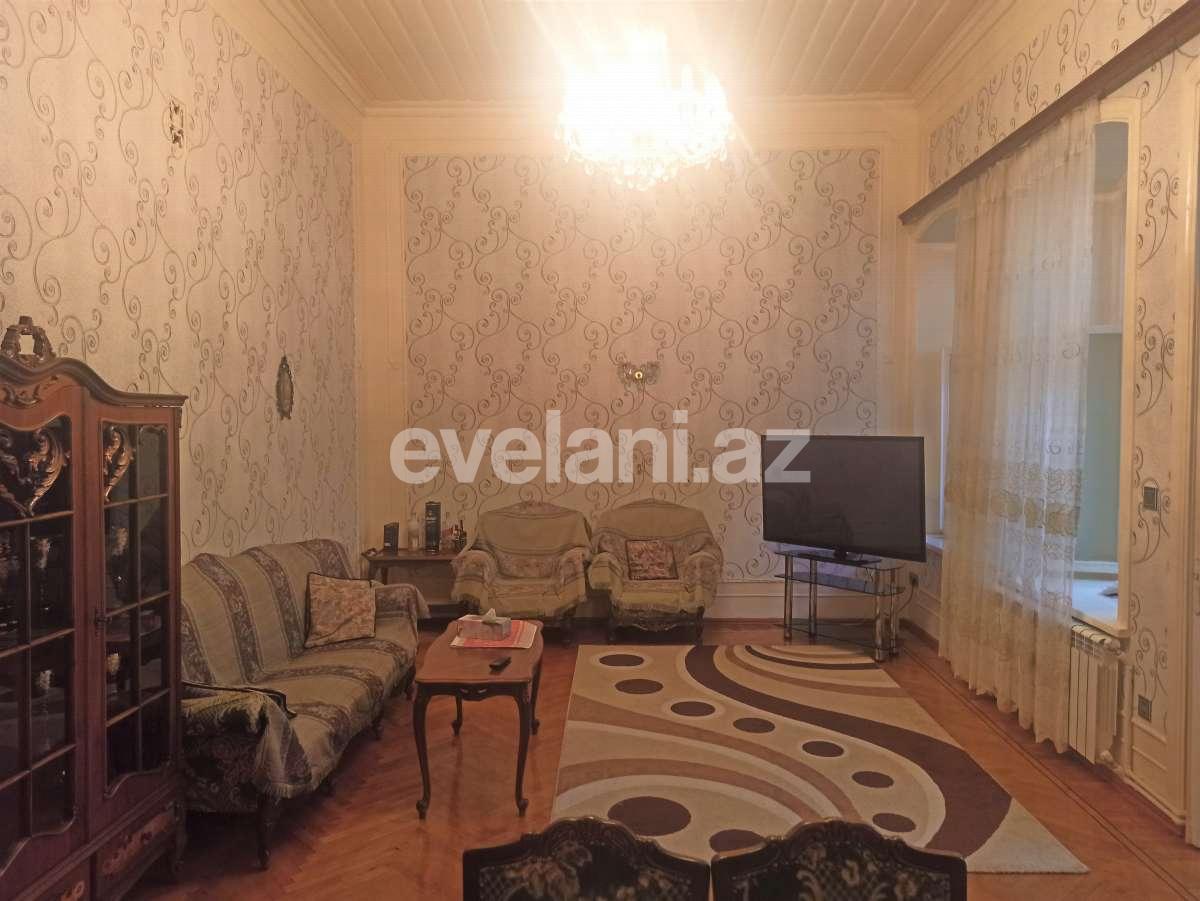 Kirayə verilir, köhnə tikili, 4 otaqlı, 120 m², Bakı, Səbail r, Sahil m.