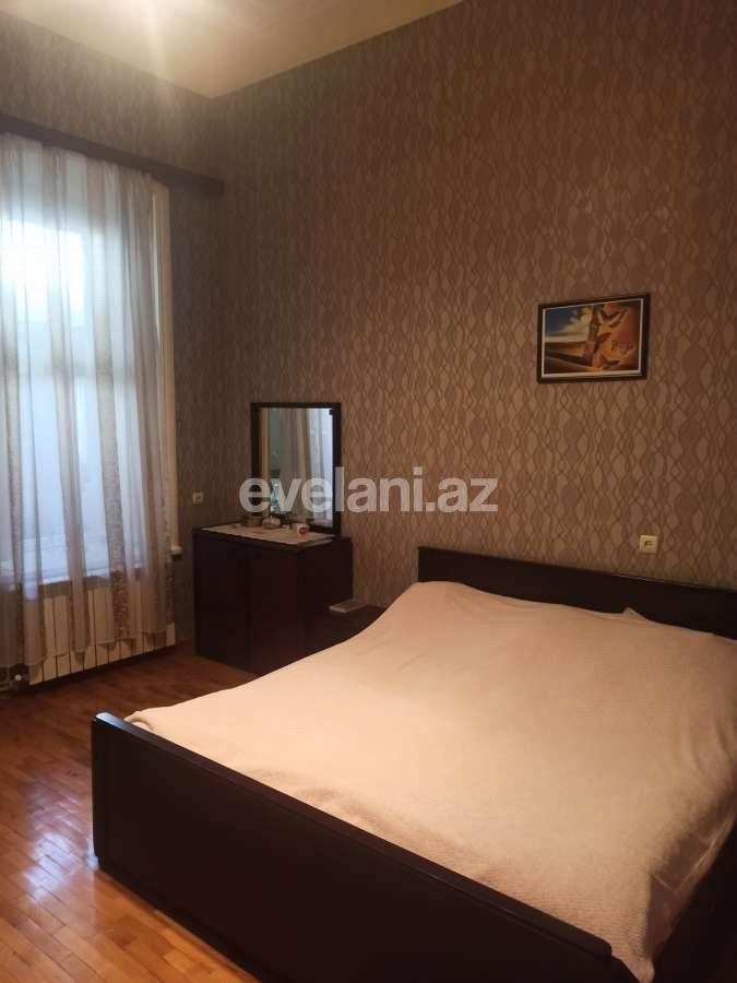 Kirayə verilir, köhnə tikili, 2 otaqlı, 68 m², Bakı, Səbail r, Sahil m.