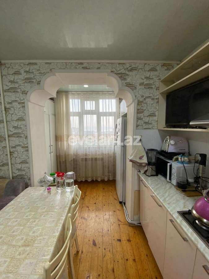 Sale, old building, 3 room, 73 m², Baku, Khatai r.
