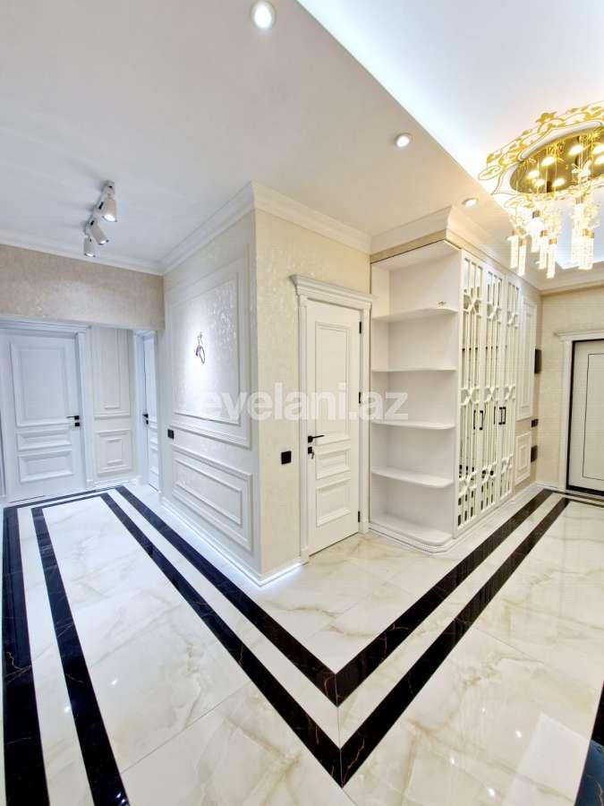 Satılır, yeni tikili, 3 otaqlı, 130 m², Bakı, Nizami r, Neftçilər m.