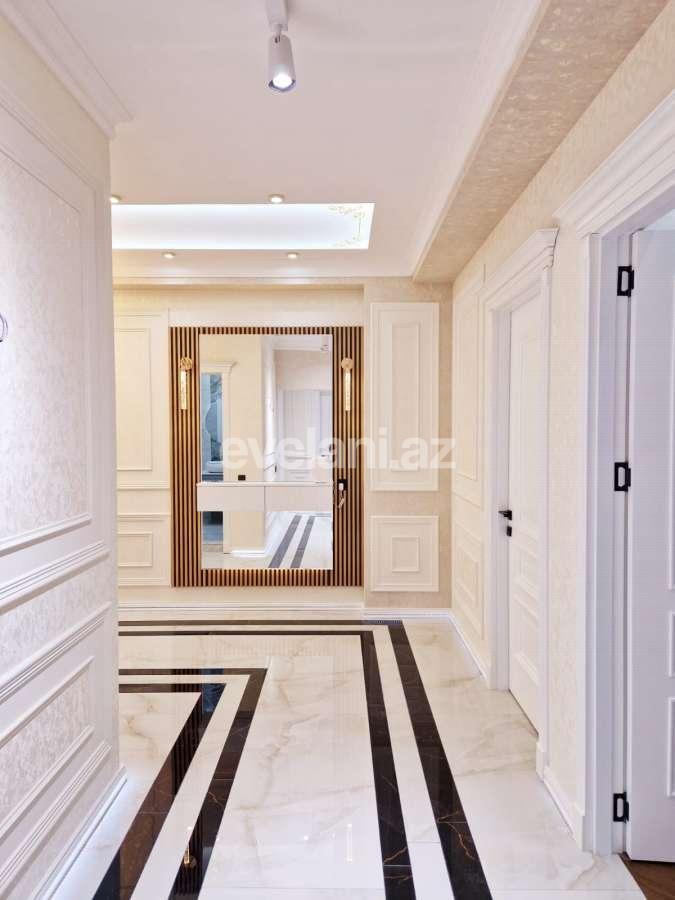 Satılır, yeni tikili, 3 otaqlı, 130 m², Bakı, Nizami r, Neftçilər m.